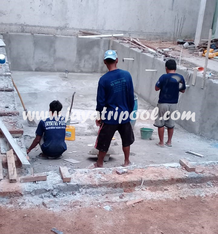 Jasa Kontraktor Kolam Renang Berpengalaman Surabaya