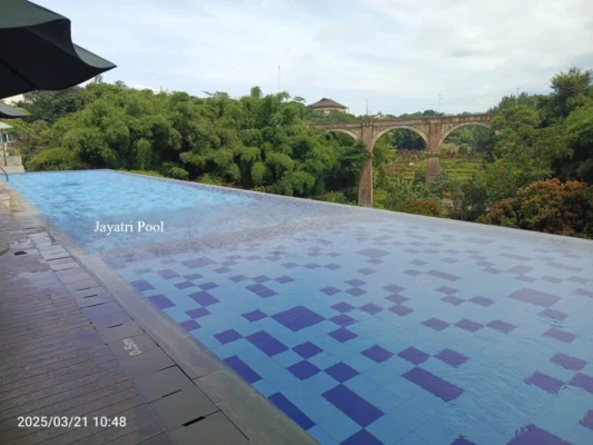 Inspirasi Desain Struktur Kolam Renang Unik
