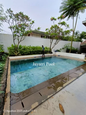 Kolam Tetap Jernih Saat Liburan Jasa Perawatan Profesional Bali