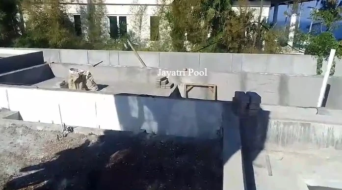 Solusi Pembuatan dan Renovasi Kolam Renang di Seminyak, Bali